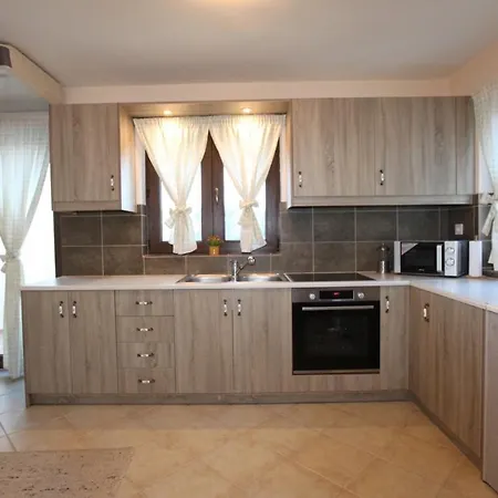 Gerania Holiday home Pisia